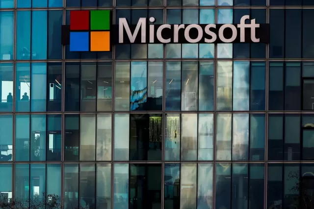 Microsoft Announces Workforce Reduction Amidst AI Investment Push