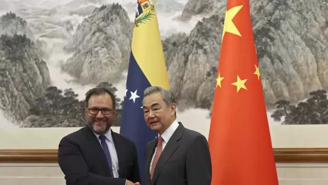 China Prioritizes Economic Interests in Venezuela Crisis